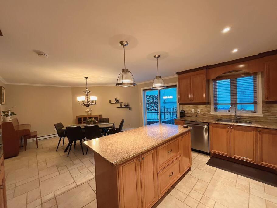 Sweetwater House Apartment Quebec City Bagian luar foto